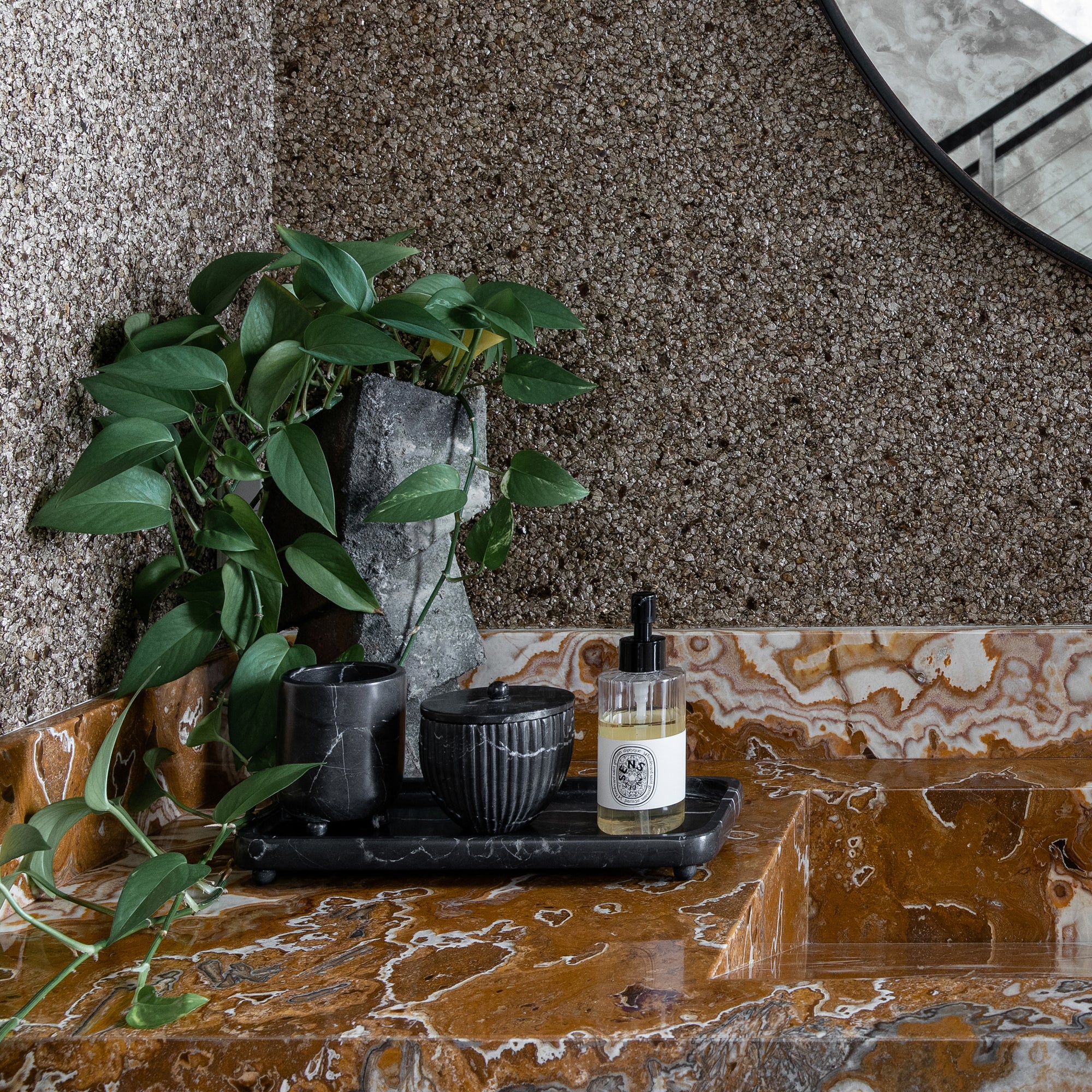 Flora Vase - Black Marble