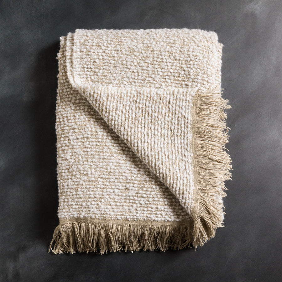 Studio H Collection Becca Throw - Natural and White
