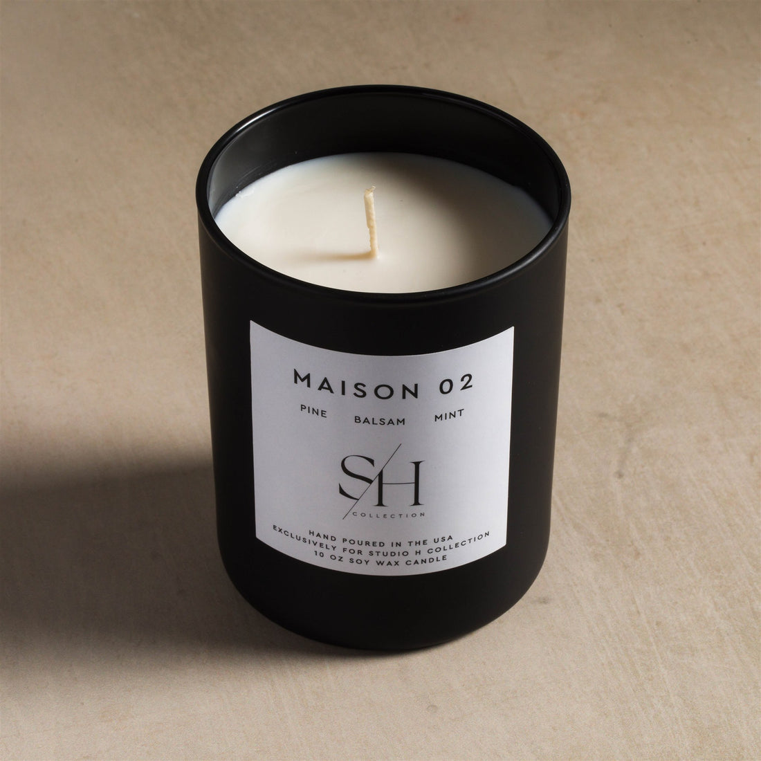 Maison 02 Candle